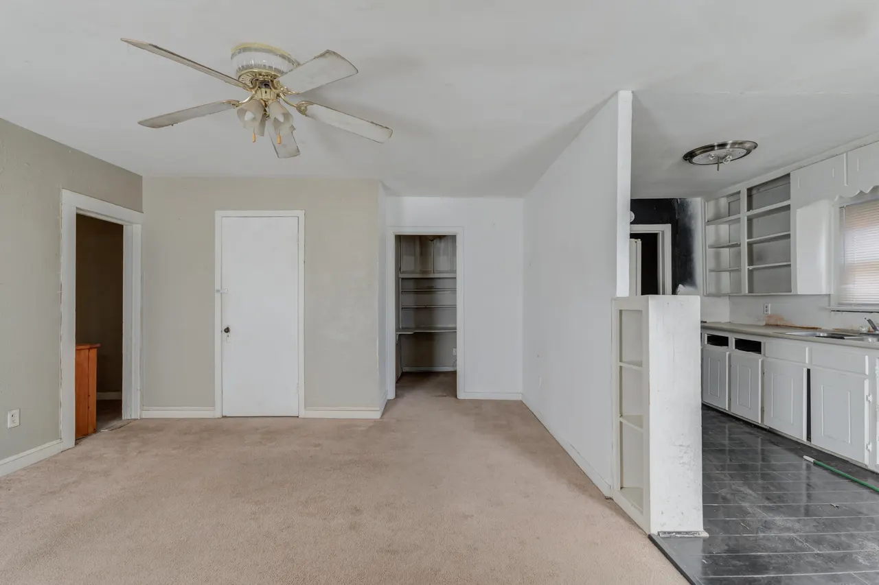 Photo 5 — 4822 35th Street, Lubbock, TX 79414
