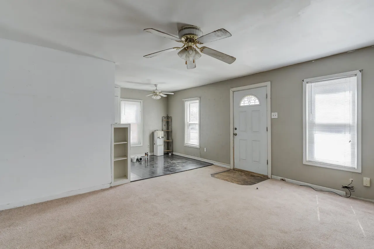 Photo 12 — 4822 35th Street, Lubbock, TX 79414