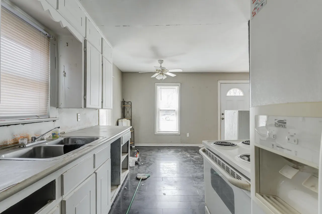 Photo 8 — 4822 35th Street, Lubbock, TX 79414