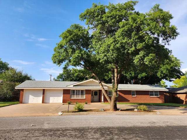 Front exterior — 113 E 23rd Street, Littlefield, TX 79339