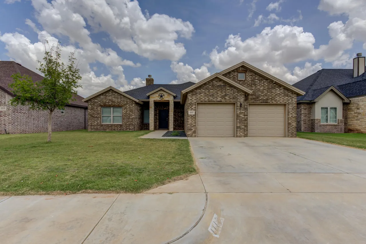 Front exterior — 1117 16th Street, Shallowater, TX 79363