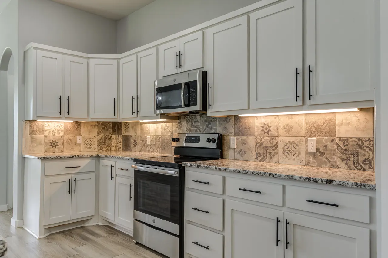 Photo 18 — 1117 16th Street, Shallowater, TX 79363