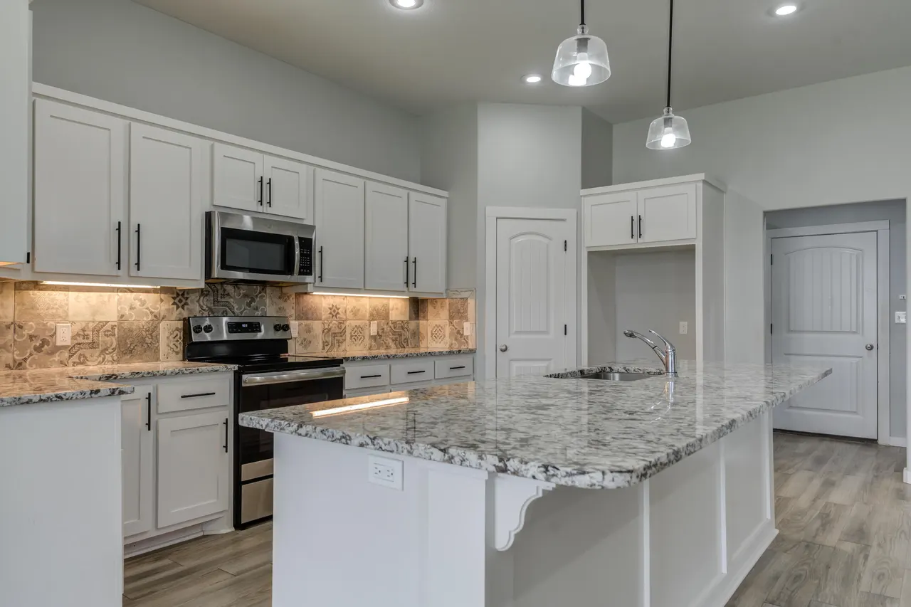 Photo 19 — 1117 16th Street, Shallowater, TX 79363