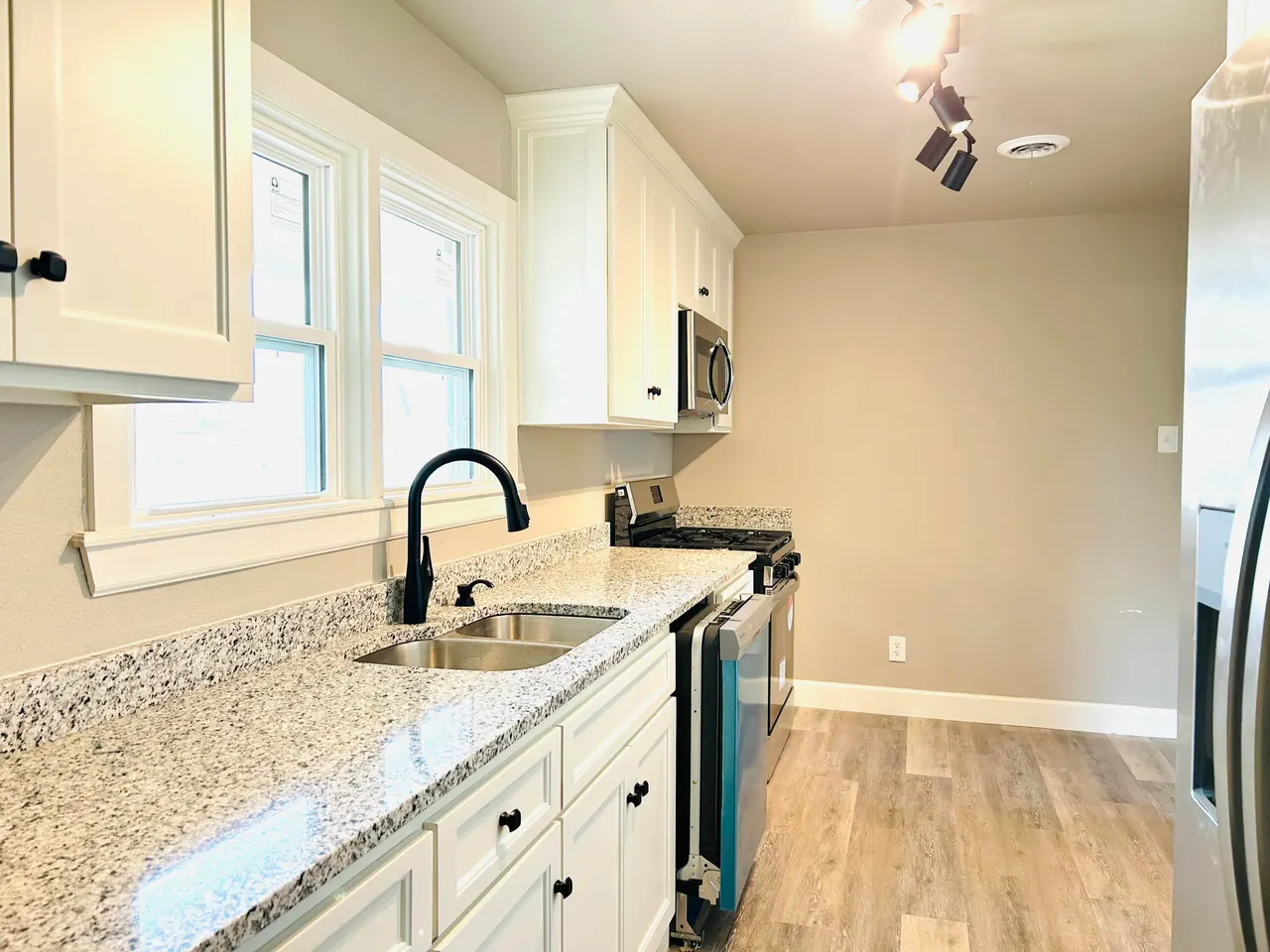 Photo 6 — 2005 47th Street, Lubbock, TX 79412