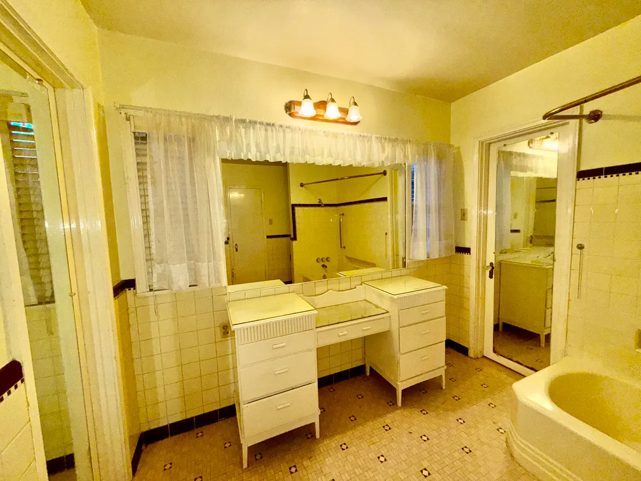 Photo 26 — 2323 20th Street, Lubbock, TX 79411