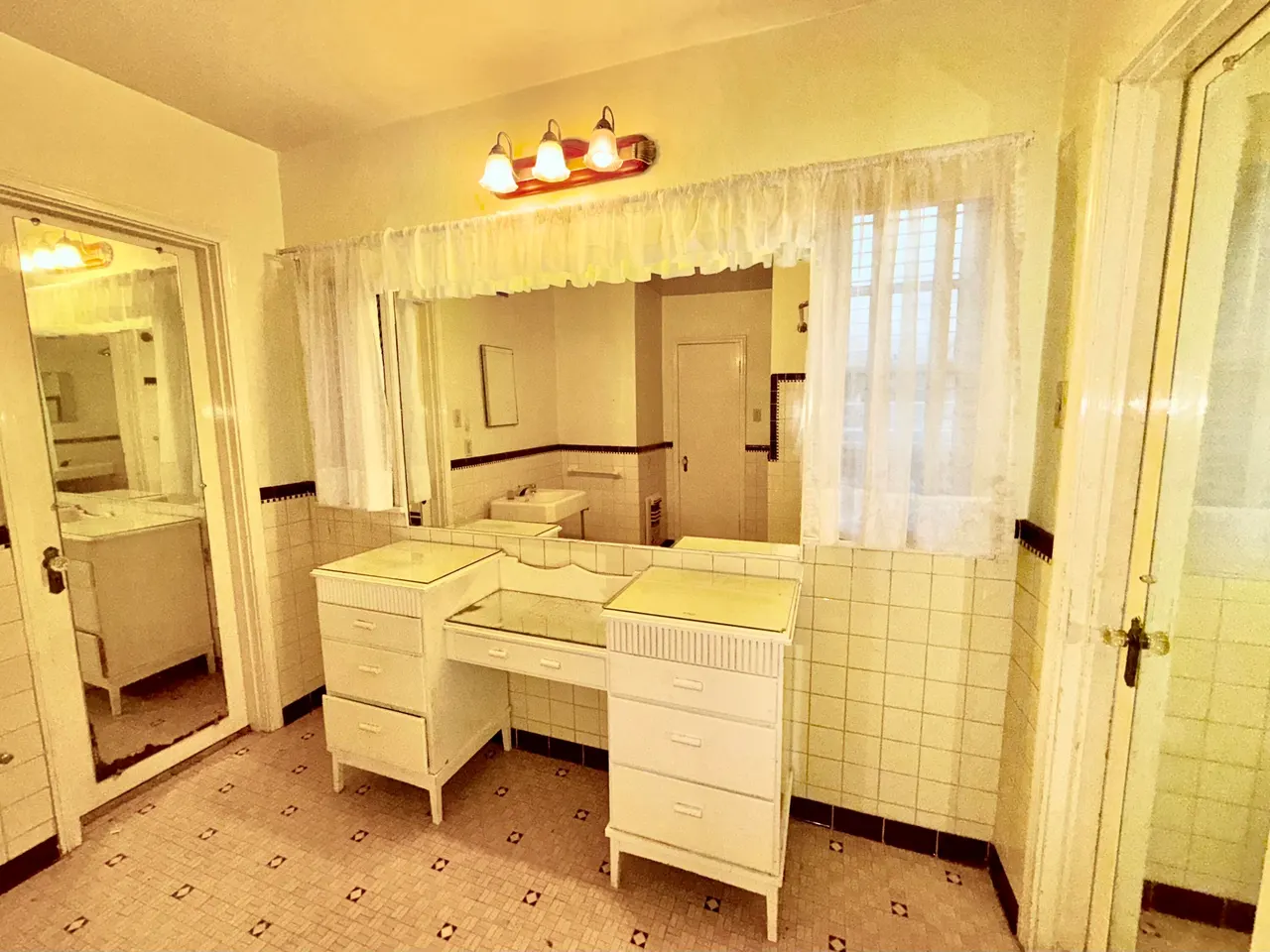 Photo 29 — 2323 20th Street, Lubbock, TX 79411