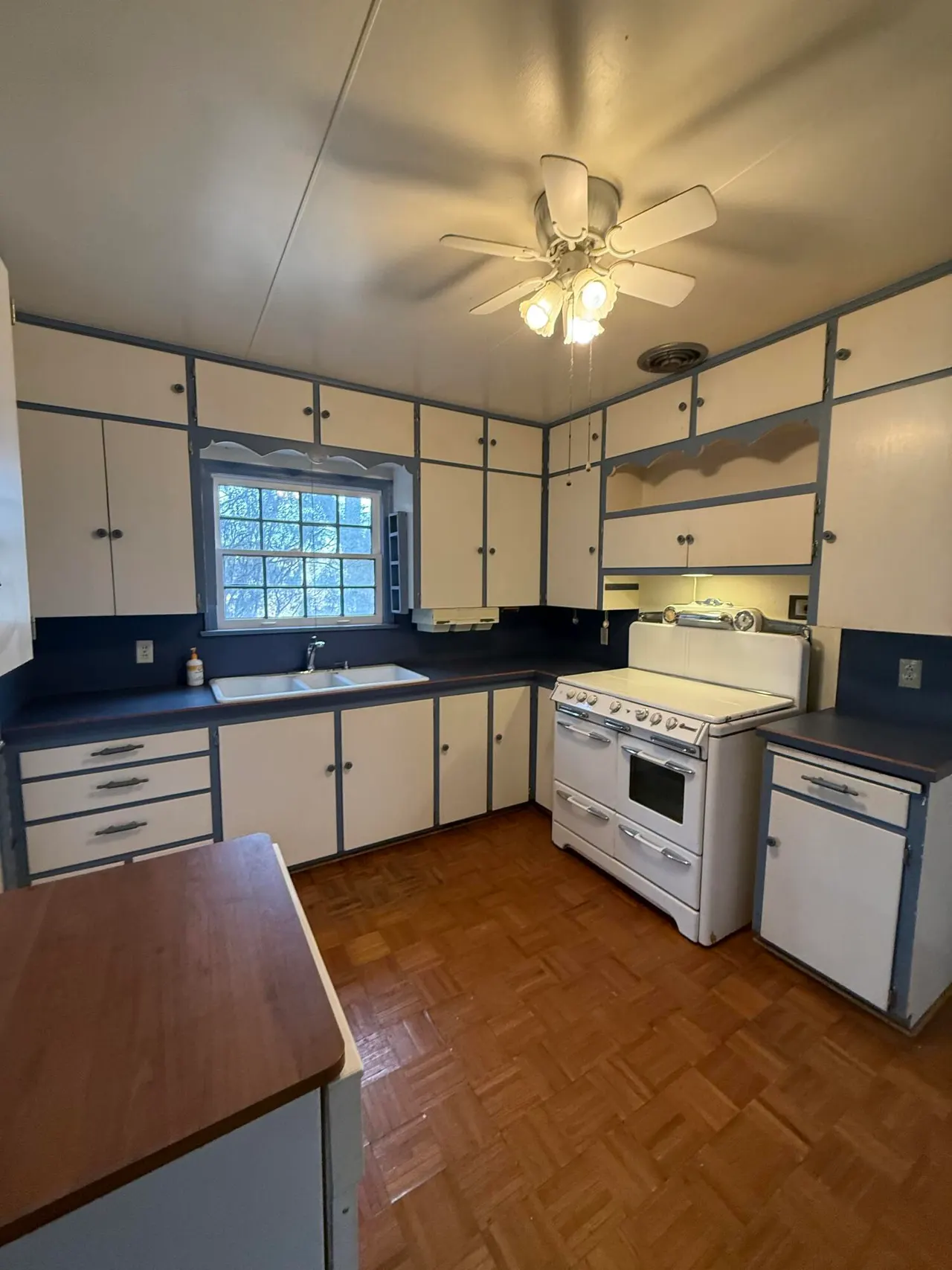 Photo 33 — 2323 20th Street, Lubbock, TX 79411