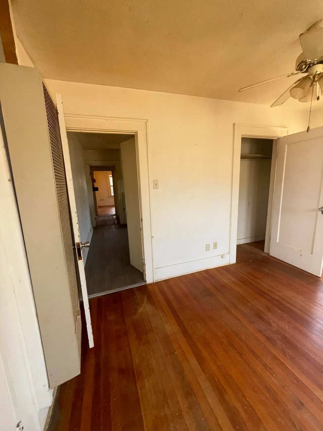Photo 13 — 2320 21st Street, Lubbock, TX 79411