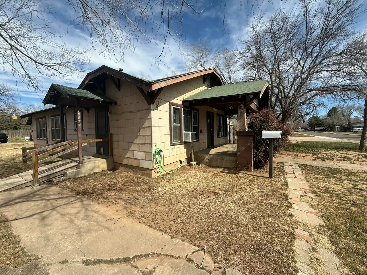 Photo 3 — 2320 21st Street, Lubbock, TX 79411