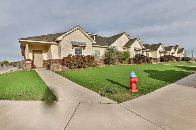Front exterior — 6702 Pontiac Avenue, Lubbock, TX 79424