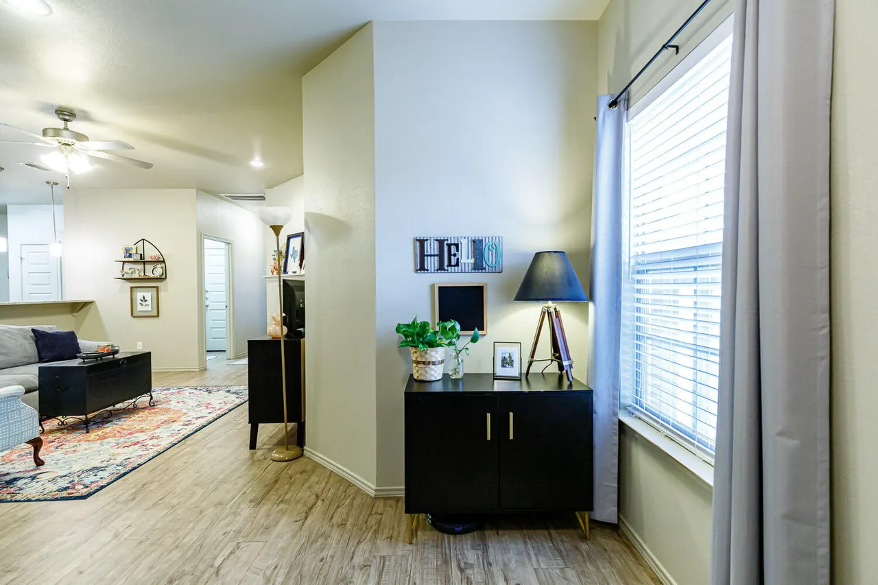 Photo 7 — 6702 Pontiac Avenue, Lubbock, TX 79424