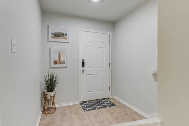 Photo 4 — 2111 Main Street 4, Lubbock, TX 79401