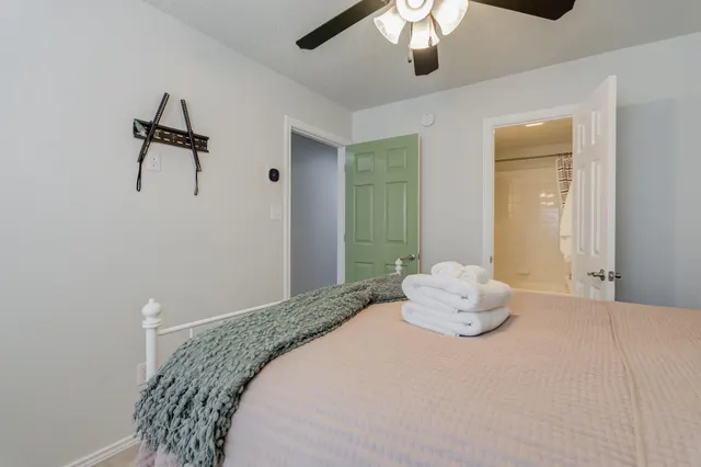 Photo 5 — 2111 Main Street 4, Lubbock, TX 79401