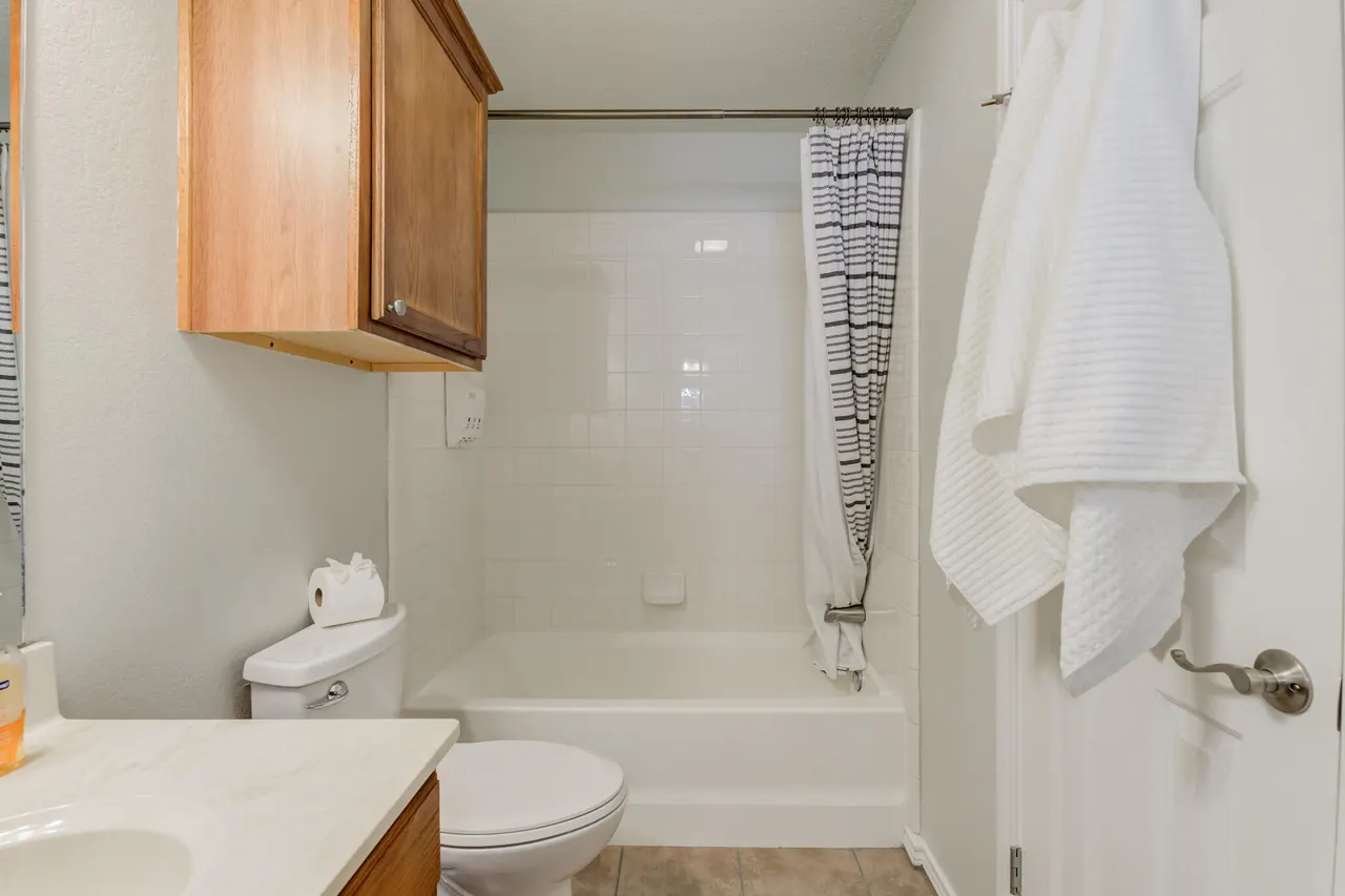 Photo 6 — 2111 Main Street 4, Lubbock, TX 79401