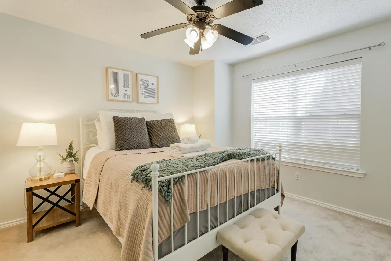 Photo 8 — 2111 Main Street 4, Lubbock, TX 79401
