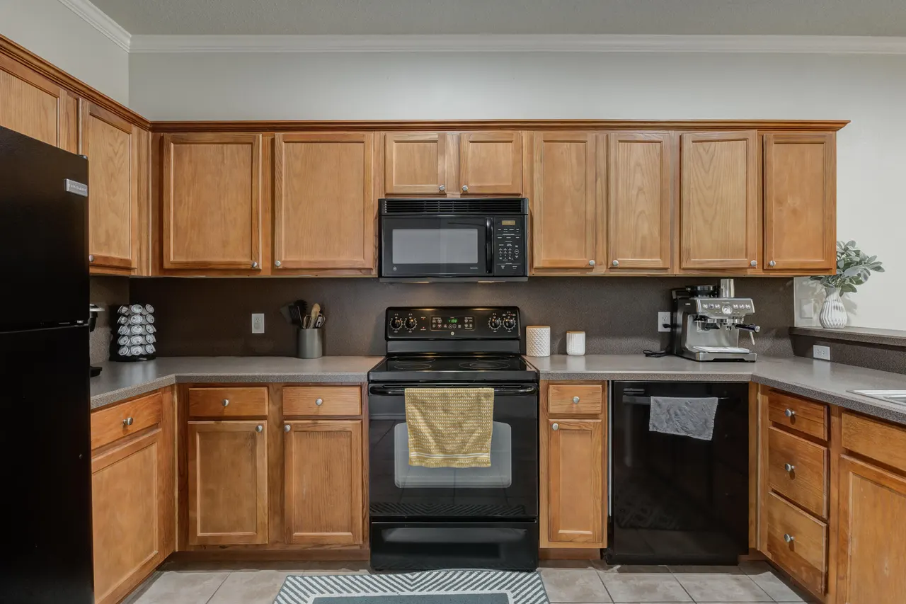 Photo 14 — 2111 Main Street 4, Lubbock, TX 79401