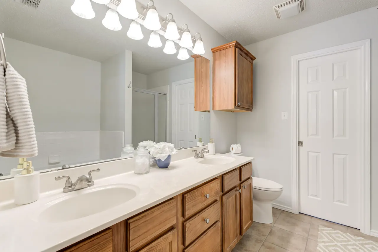 Photo 32 — 2111 Main Street 4, Lubbock, TX 79401