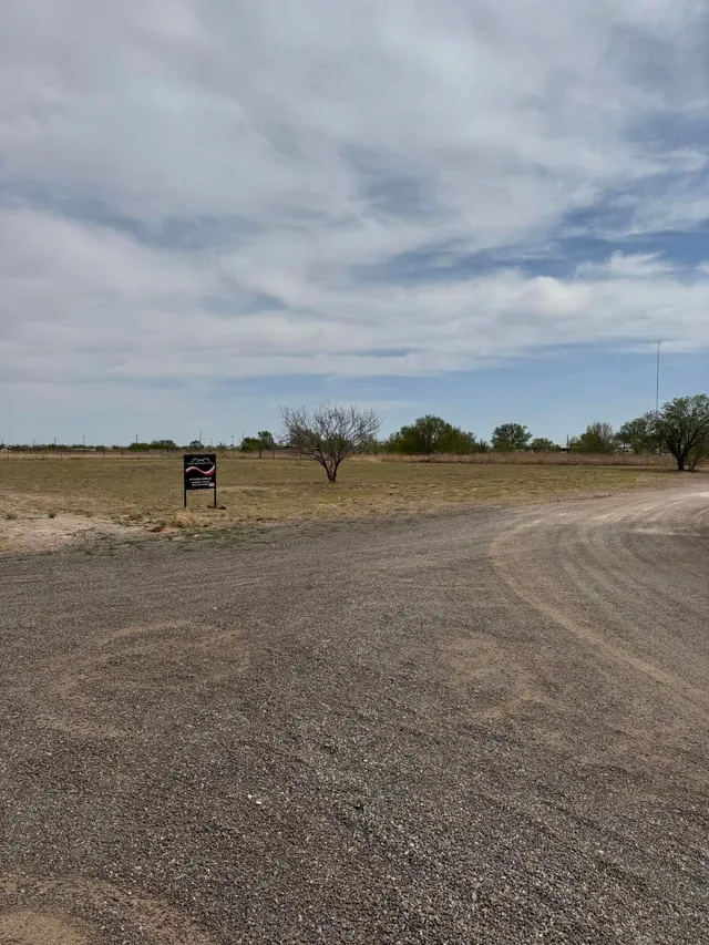 Photo 3 — 4001 Adrian Street, Lubbock, TX 79415