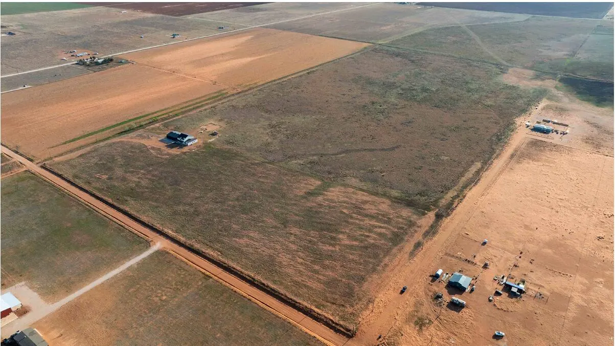 Photo 2 — 1759 Lovebird Road, Smyer, TX 79367