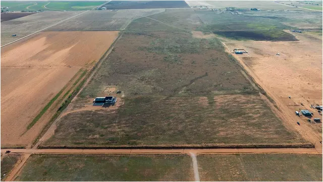 Photo 3 — 1759 Lovebird Road, Smyer, TX 79367