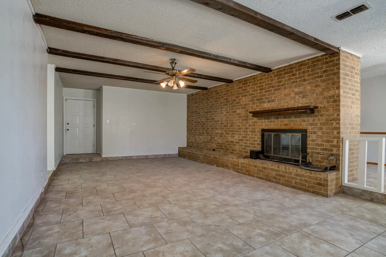 Photo 4 — 4404 58th Street, Lubbock, TX 79414