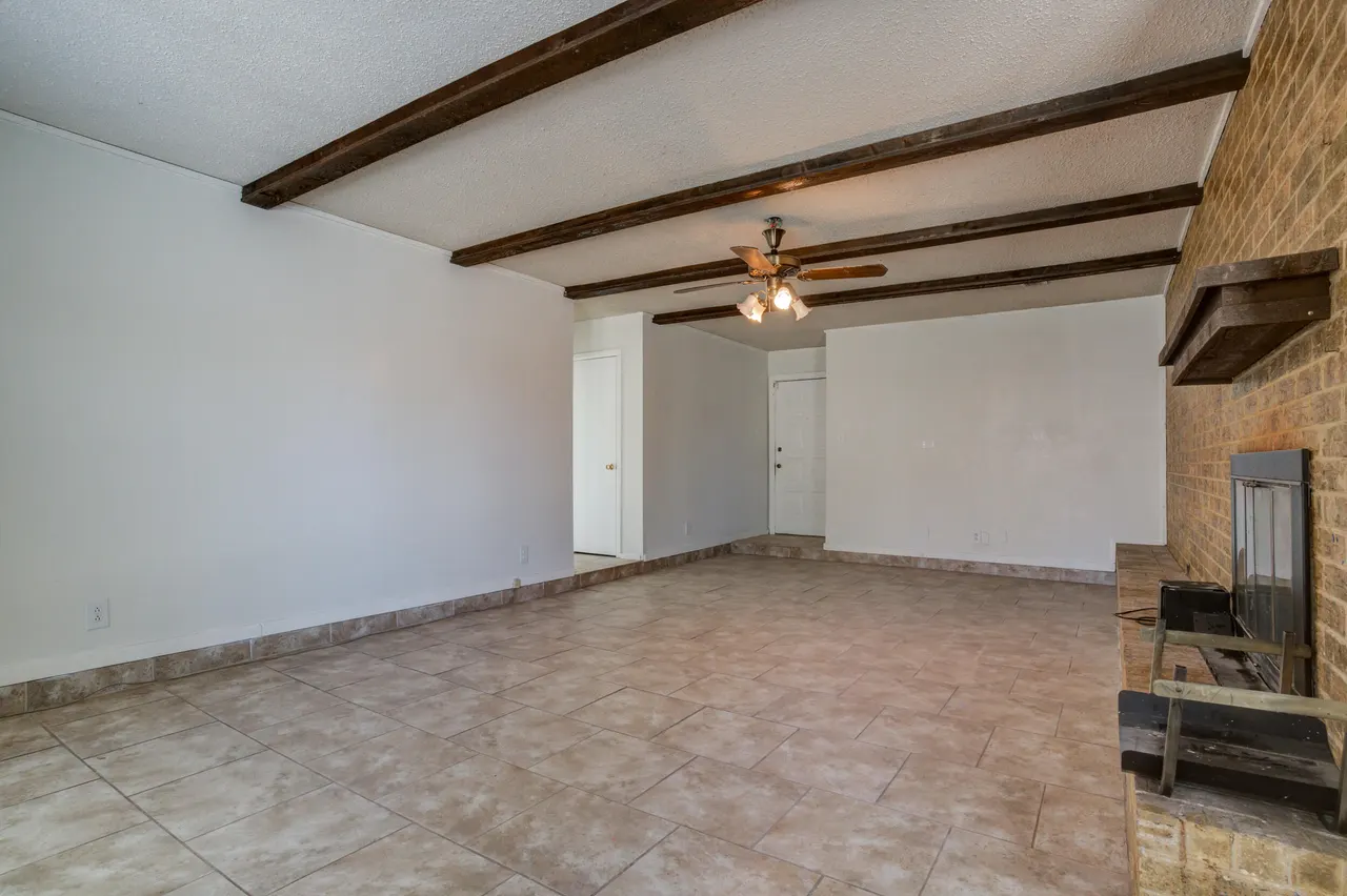 Photo 5 — 4404 58th Street, Lubbock, TX 79414