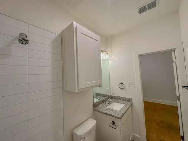 Photo 8 — 1920 27th Street, Lubbock, TX 79411
