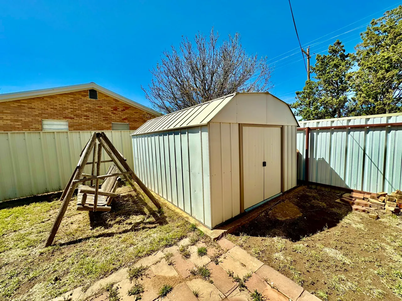 Photo 6 — 700 S Bowie Avenue, Tulia, TX 79088