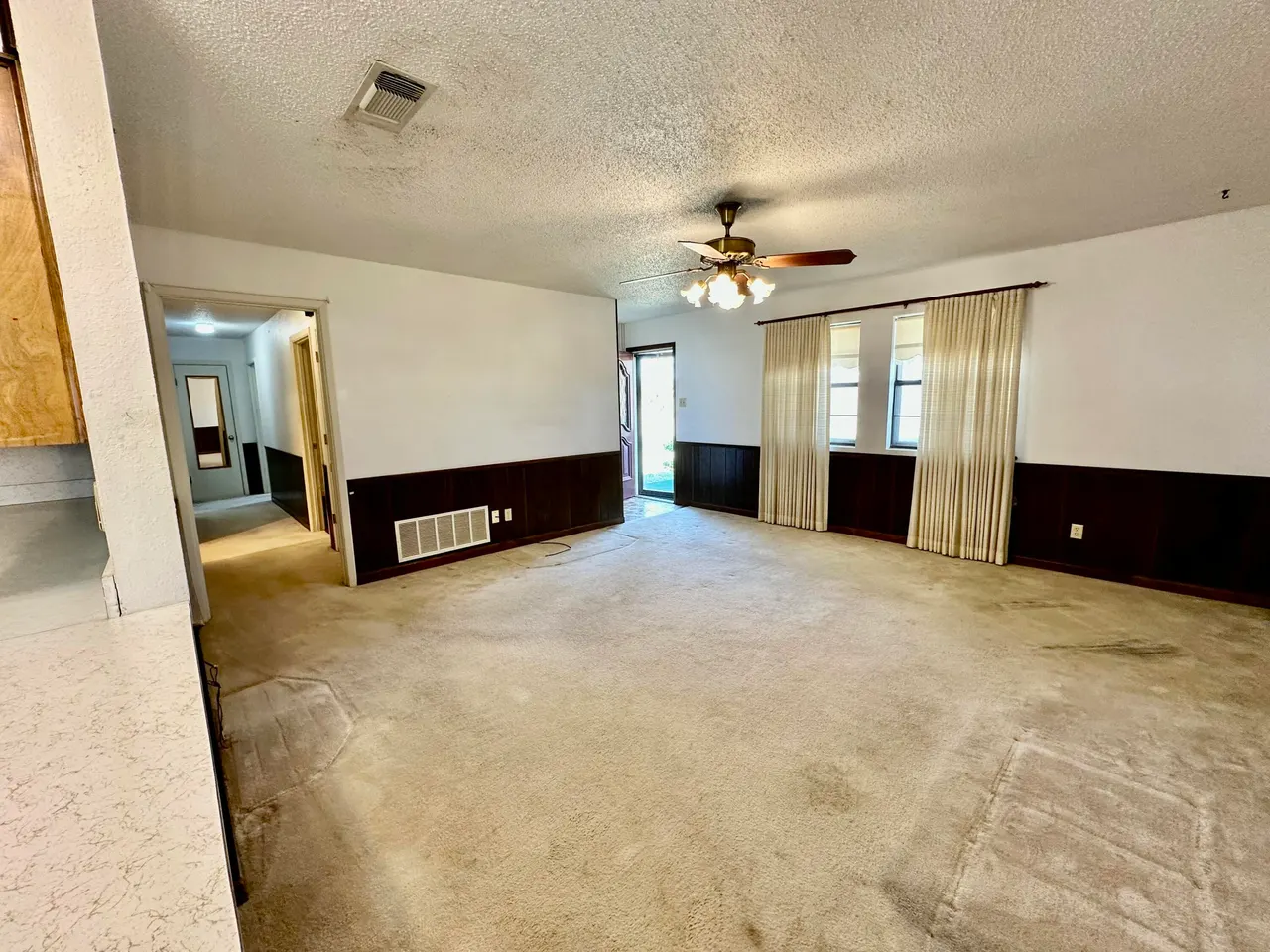 Photo 9 — 700 S Bowie Avenue, Tulia, TX 79088