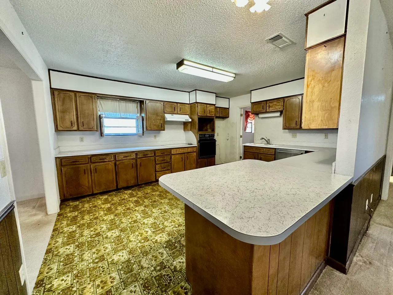 Photo 10 — 700 S Bowie Avenue, Tulia, TX 79088