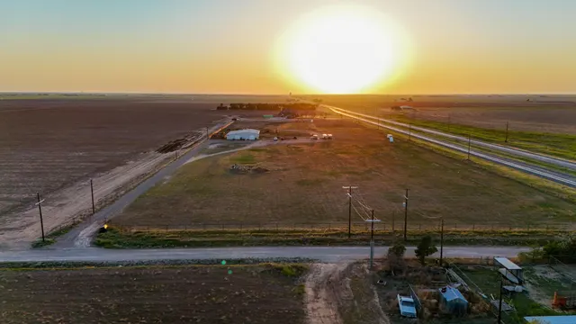 Photo 4 — 6801 N County Rd 3600, Idalou, TX 79329