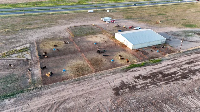 Photo 6 — 6801 N County Rd 3600, Idalou, TX 79329