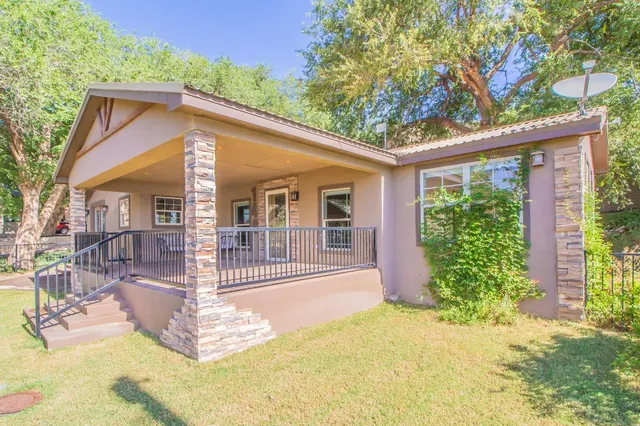 Photo 3 — 148 Pony Express Trail, Lubbock, TX 79404