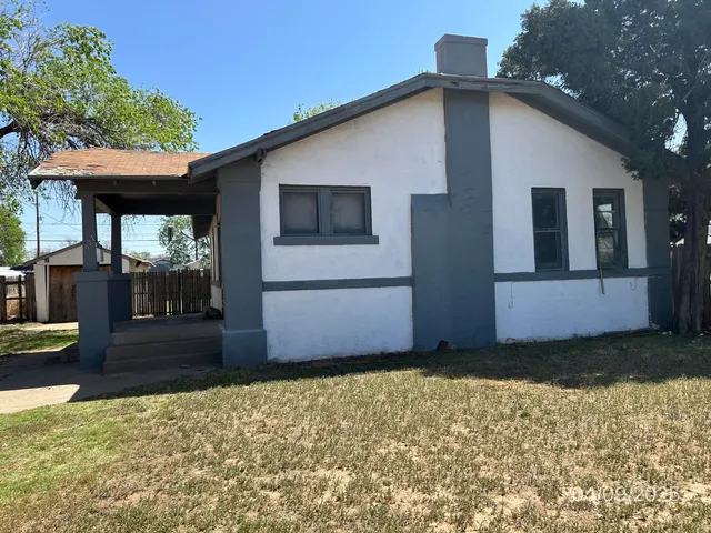 Photo 2 — 1921 Dixie Drive, Lubbock, TX 79411