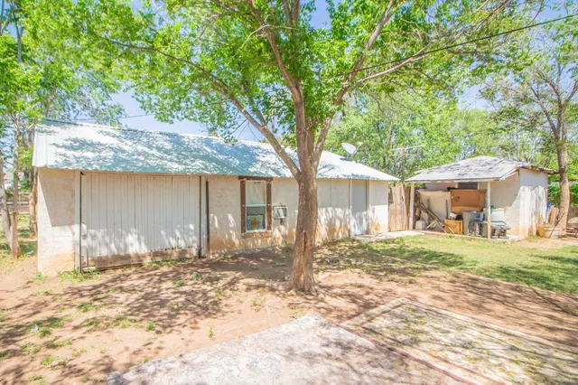 Photo 6 — 1608 29th Street, Lubbock, TX 79411