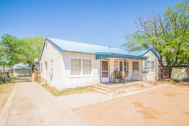Front exterior — 1608 29th Street, Lubbock, TX 79411
