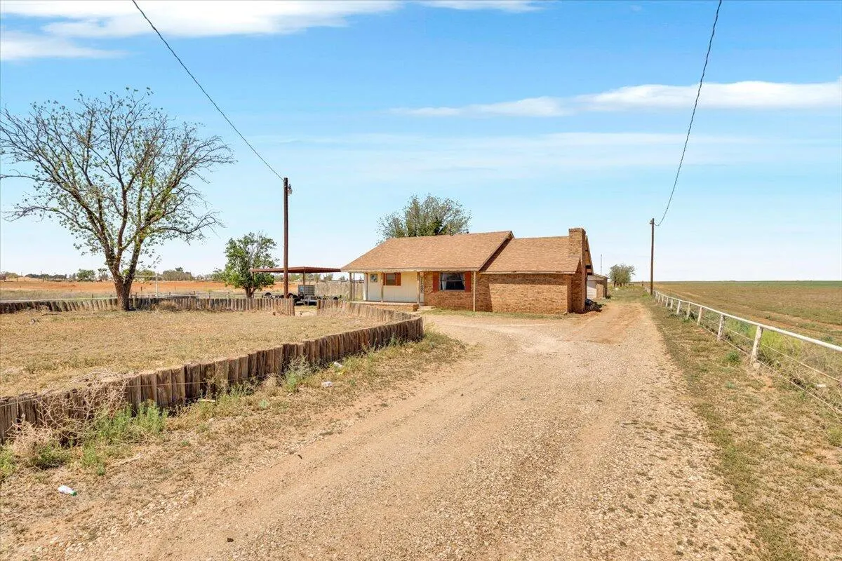 Photo 3 — 1868 David Bailey Road, Brownfield, TX 79316