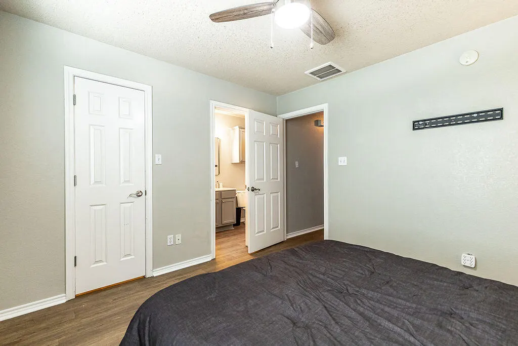 Photo 32 — 2105 Main Street # 6, Lubbock, TX 79401