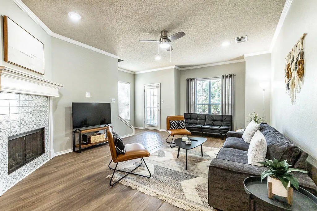 Photo 14 — 2105 Main Street # 6, Lubbock, TX 79401