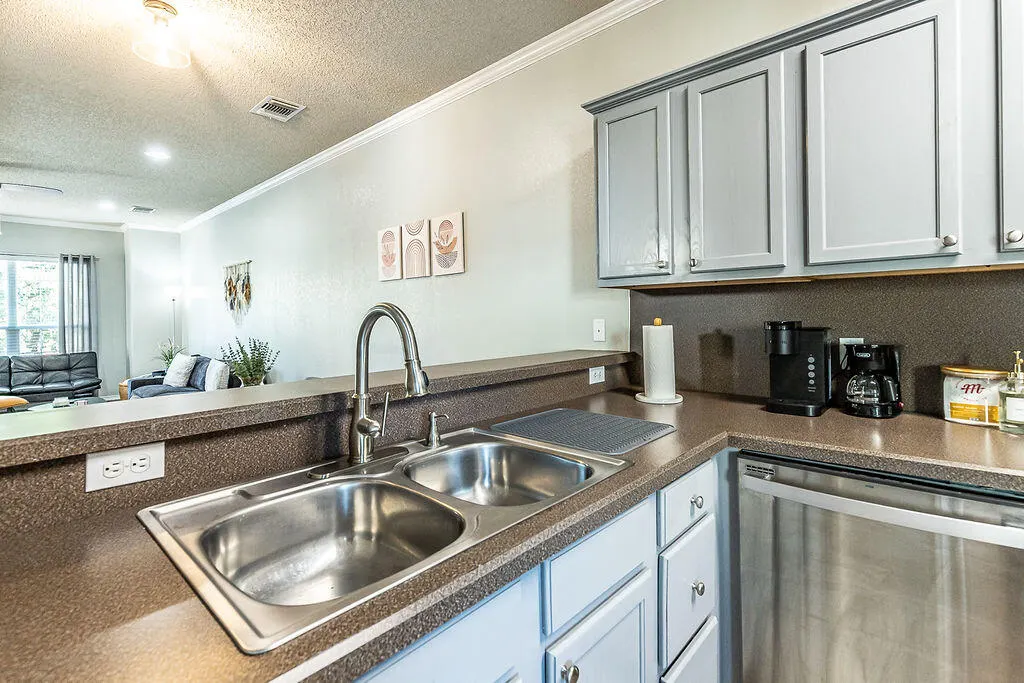 Photo 9 — 2105 Main Street # 6, Lubbock, TX 79401