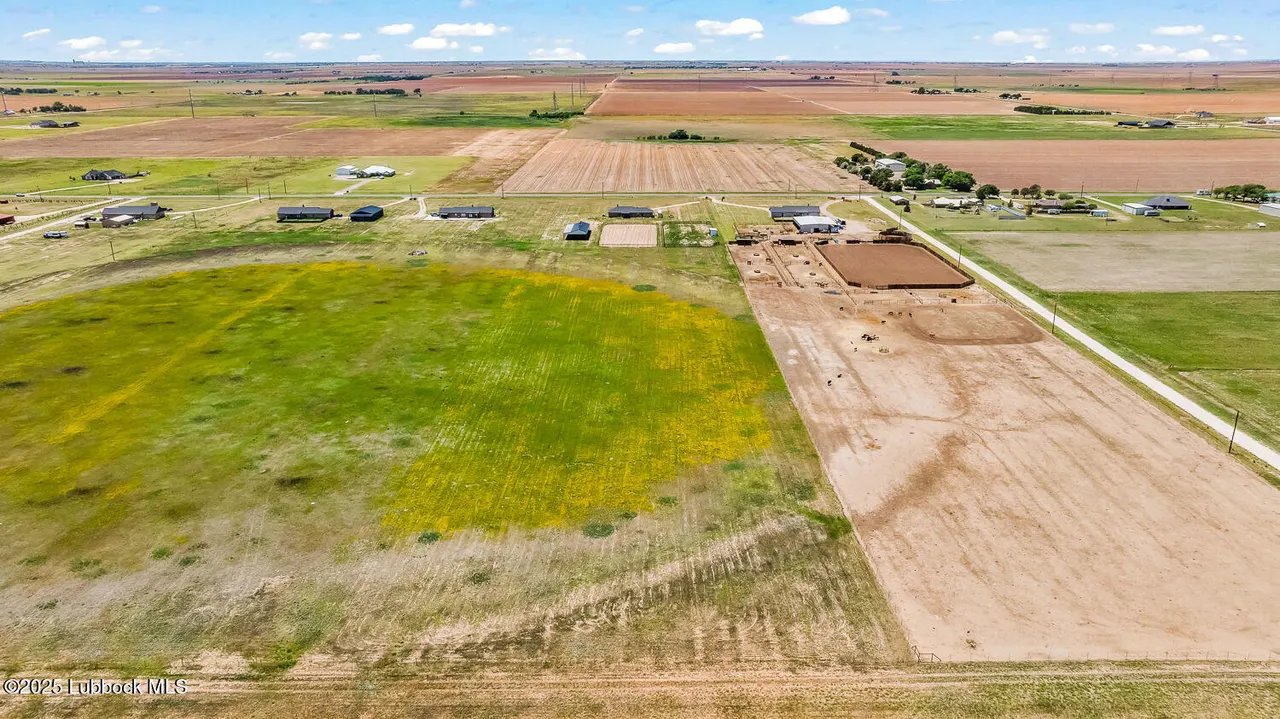 Photo 4 — 9410 N FM 1729, Idalou, TX 79329