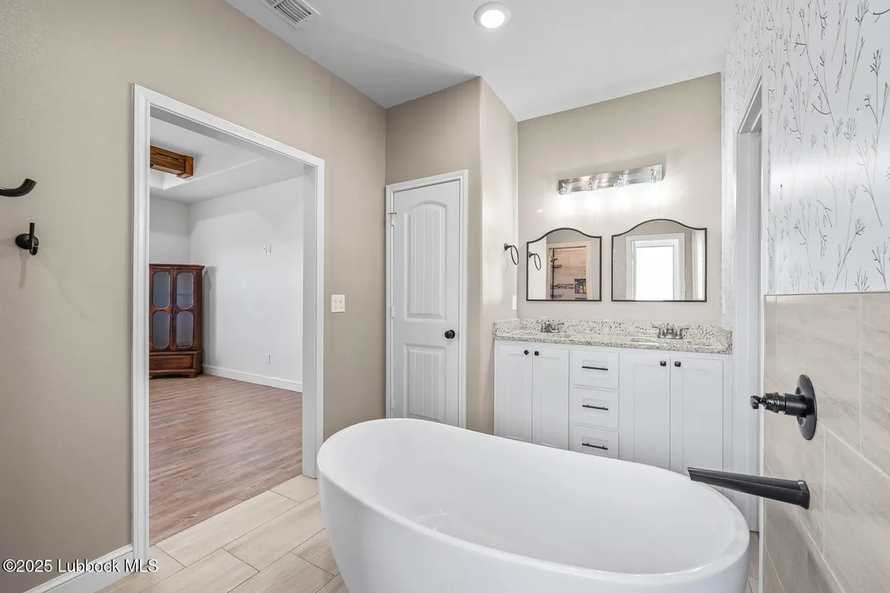 Photo 5 — 9410 N FM 1729, Idalou, TX 79329