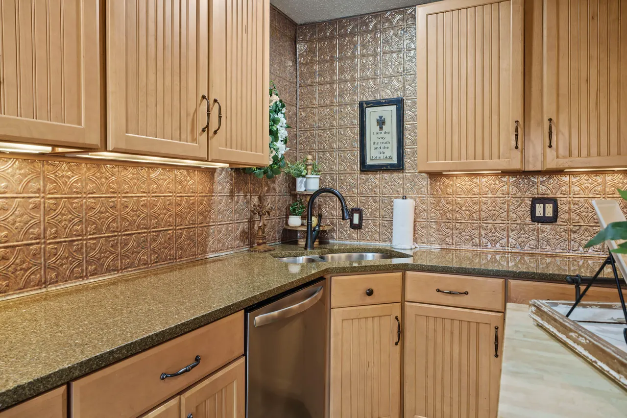 Photo 18 — 47 S Lakeshore Drive, Ransom Canyon, TX 79366