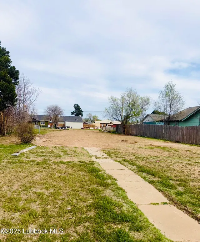 Front exterior — 602 Portland, Plainview, TX 79072