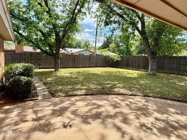 Photo 2 — 2107 53rd Street, Lubbock, TX 79412