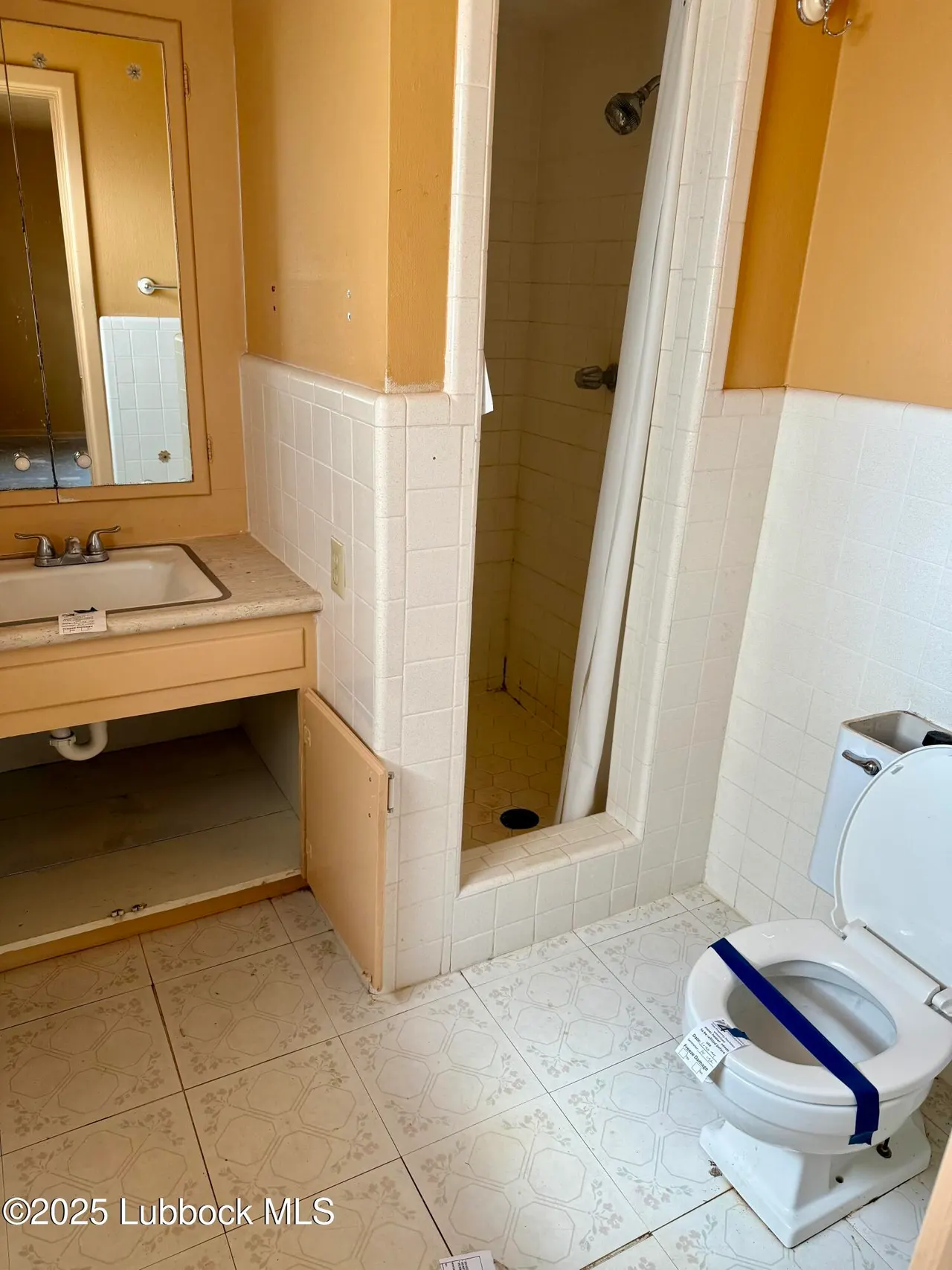Photo 10 — 2107 53rd Street, Lubbock, TX 79412