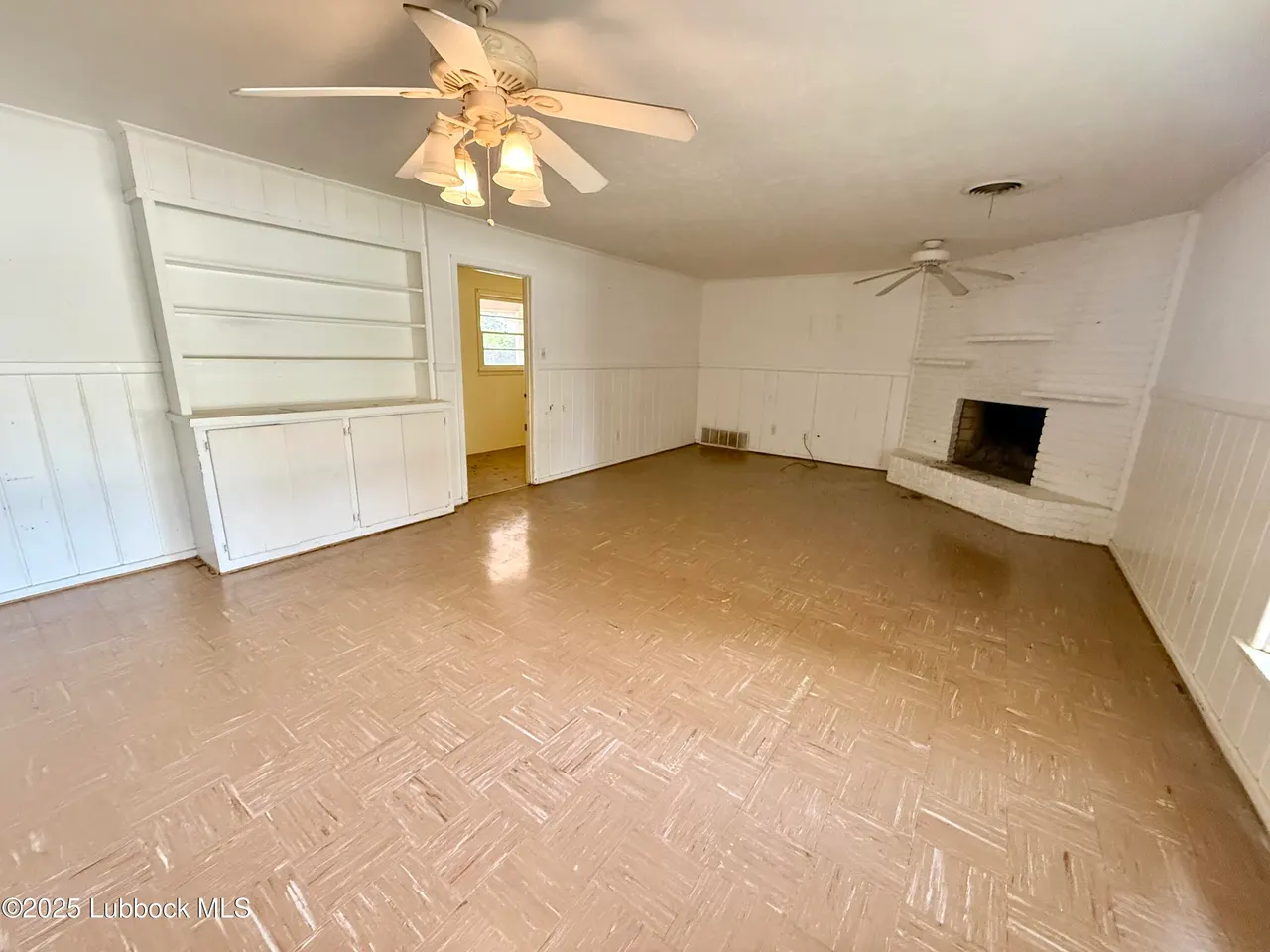 Photo 4 — 2107 53rd Street, Lubbock, TX 79412