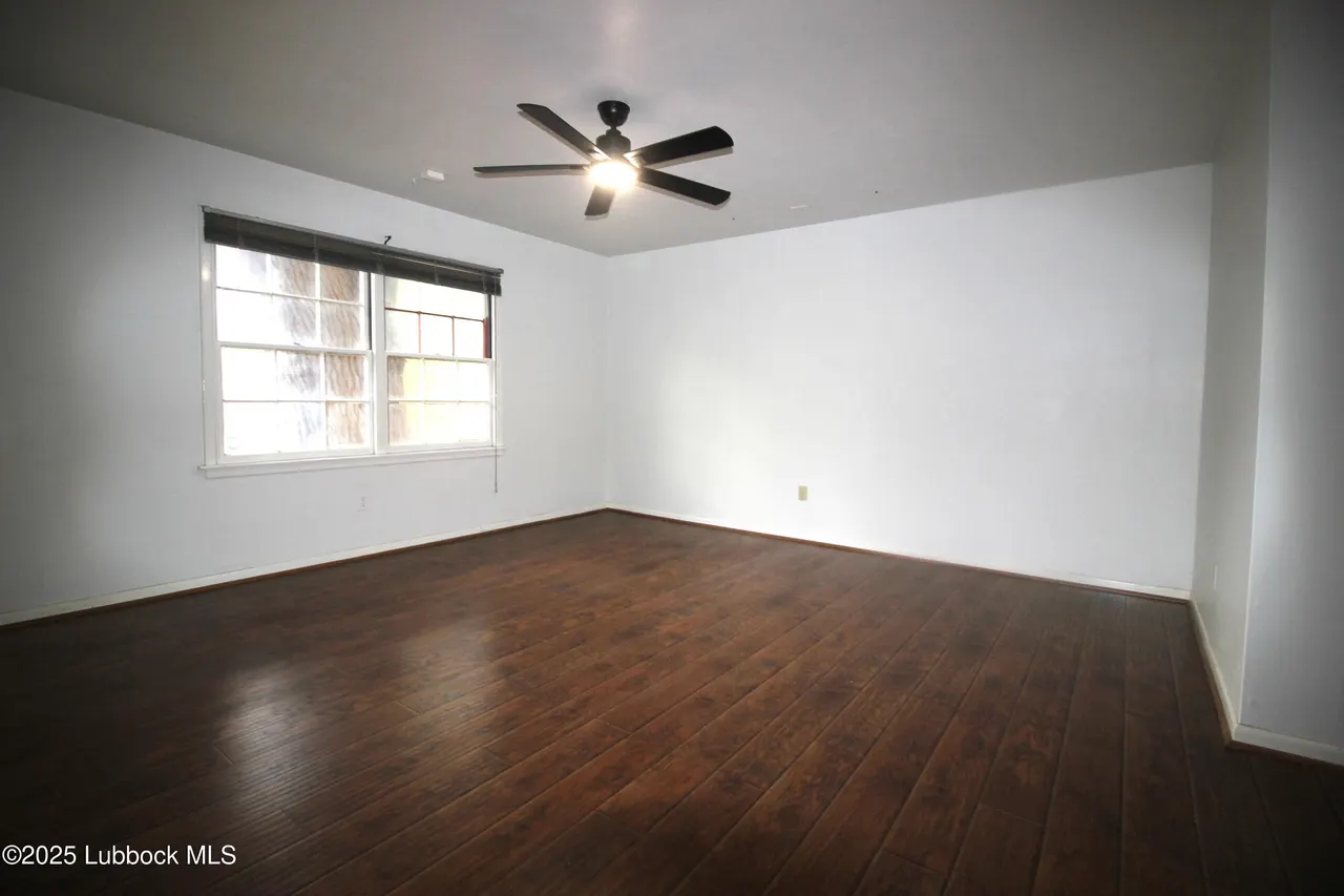 Photo 11 — 3707 38th Street, Lubbock, TX 79413