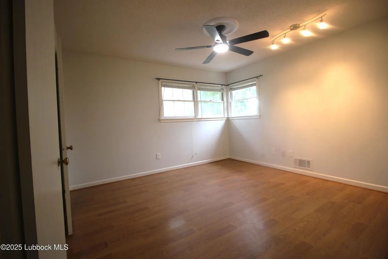 Photo 18 — 3707 38th Street, Lubbock, TX 79413