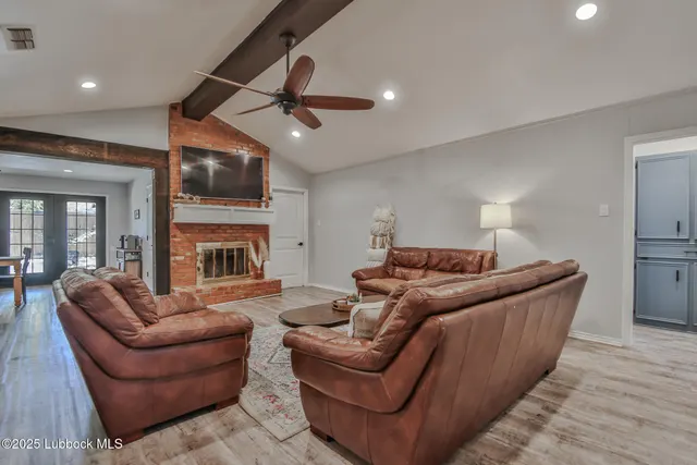 Photo 5 — 6901 Avenue W, Lubbock, TX 79412